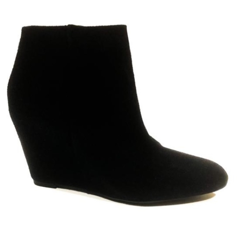 Via Spiga Harrison Suede Wedge Booties